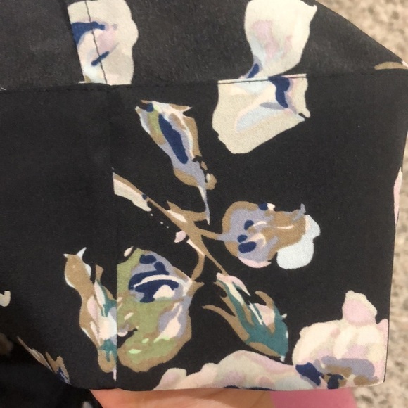 Joie Dress Size Small Black Floral Print - Picture 7 of 10